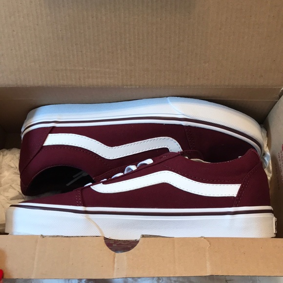 Vans Shoes - Maroon vans old skool